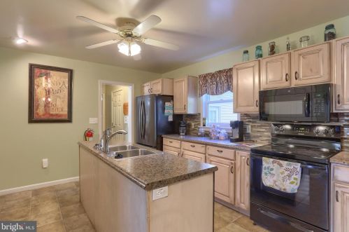 1969 Millport Rd, Lancaster PA  17602-4117 exterior