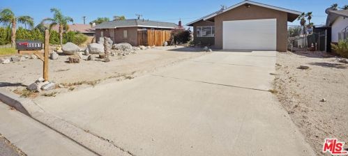 66091 6th St, Desert Hot Springs, CA 92240-3121