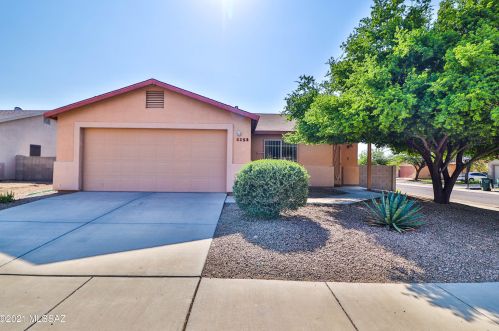 3153 Doucette Ln, Tucson, AZ 85713-4587