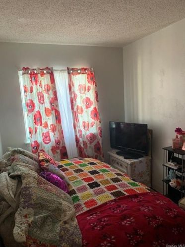 877 Freeman St, Bronx NY  10459-1509 exterior