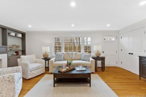 12 Clear Lake Rd, North Branford CT  06471-1574 exterior