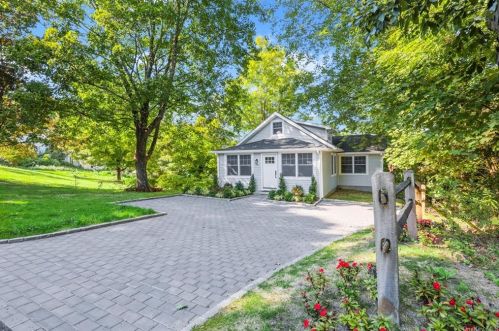 15 Brick Hill Rd, Somers Town, NY 10589-3018
