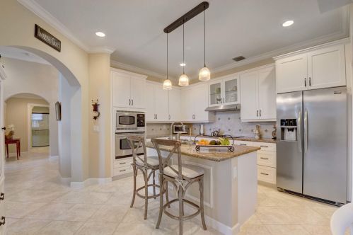7956 Via Grande, Boynton Beach FL  33437-7520 exterior