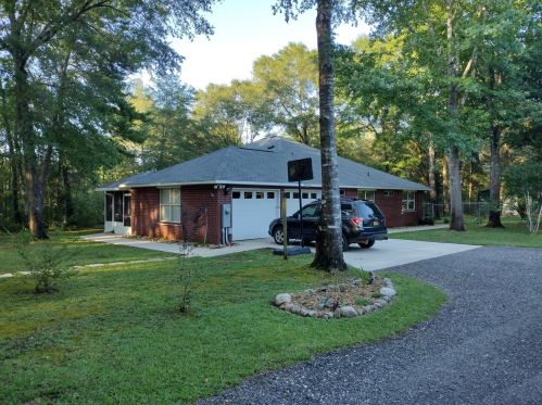 194 Creekside Ln, Defuniak Springs FL  32433-4906 exterior