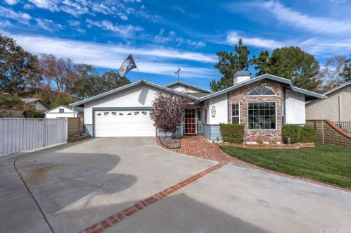 25071 Green Mill Ave, Santa Clarita, CA 91321-3453