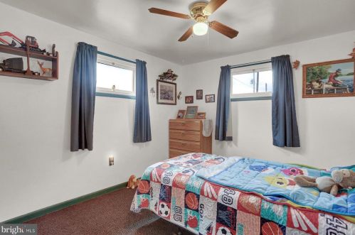 1577 Mcclures Gap Rd, Carlisle PA 17015-8914 exterior