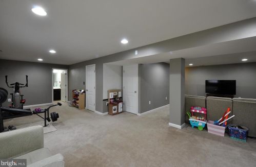 1432 Chesterfield Rd, Locust Grove VA  22508-3131 exterior
