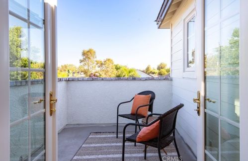 2809 Josie Ave, Long Beach CA 90808-4106 exterior