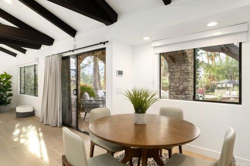 12 Clancy Ln, Rancho Mirage CA  92270-4501 exterior