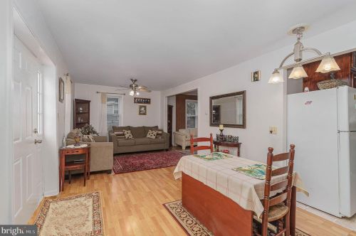 3857 Rutherford St, Harrisburg, PA 17111-2250