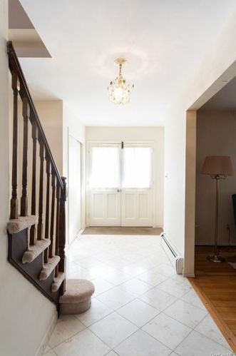 134 Penn Ct, Orangeburg, NY 10962-2714