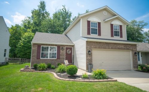 48 Huntington Ave, Amelia, OH 45102-1912