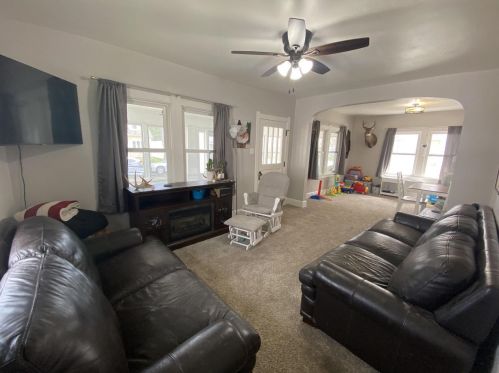 328 14th Ave, Green Bay WI  54303-1732 exterior