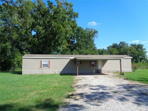 1241 Levi Gremillion Rd, Choupique, LA 71362-2215