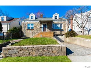 805 Mile Square Rd, Yonkers, NY 10704-1936