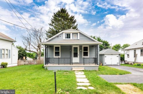 115 Clover Ln, Hanover, PA 17331-4304