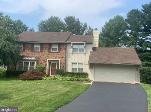 34 Seton Hill Ct, Southampton, PA 18966-2614