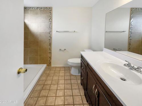 18661 45th Dr, Glendale AZ  85308-4494 exterior