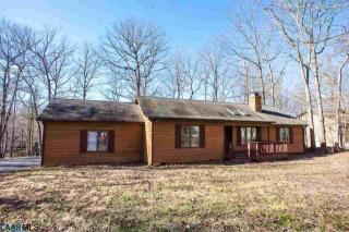 6 Hardwood Rd, Bybee, VA 22963-2228