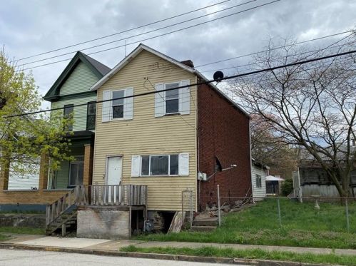 224 18th Ave, Whitaker, PA 15120-1816