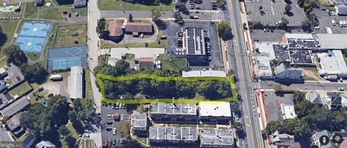 242 Broad St, West Deptford, NJ 08066-1656
