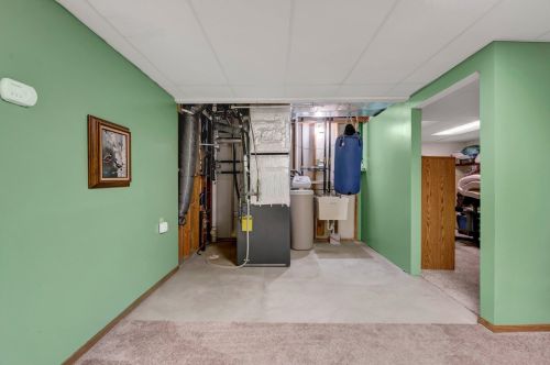 1573 Highland Rd, Stillwater MN  55082-5980 exterior