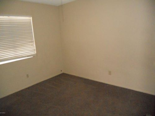 5117 Seldon Ln, Glendale AZ exterior