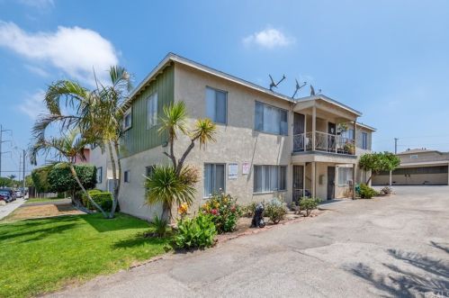 11834 Eucalyptus Ave, Hawthorne, CA 90250-2830
