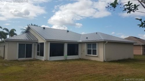 583 Oceanspray Ter, Fort Pierce, FL 34983-2656