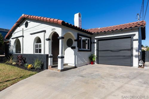3688 Oleander Dr, San Diego, CA 92106-1118