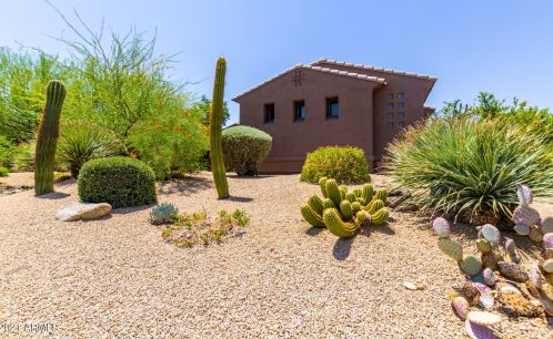 9373 Monument Dr, Scottsdale AZ  85262-2340 exterior