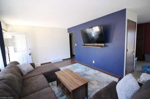 180 Beulah St, Ellsworth, WI 54011-9056