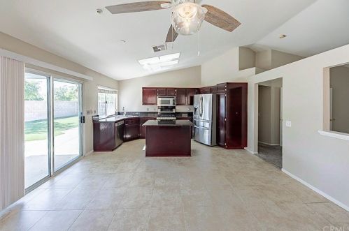 3259 Tamarind Ave, Rialto CA  92377-3657 exterior