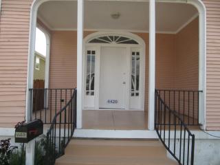 4420 Baudin St, New Orleans LA  70119-6725 exterior