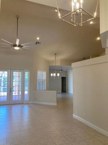 7565 Citrus Hill Ln, Naples FL  34109-0601 exterior