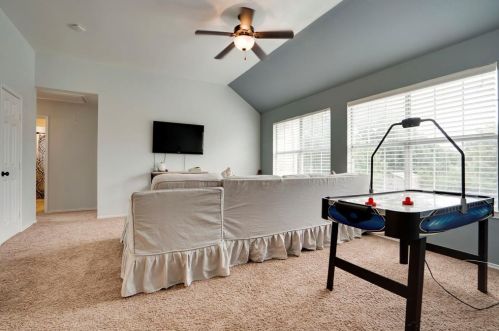 1900 Ring Teal Ln, Lewisville TX  75028-7291 exterior