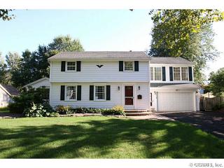 116 London Rd, Webster, NY 14580-3415