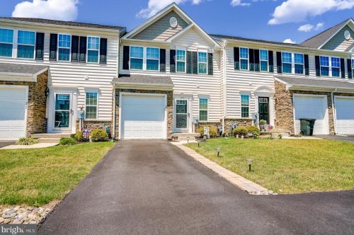 224 Tulip Ln, Gilbertsville, PA 19525-8100