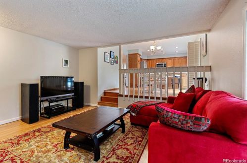 7932 Valentia St, Englewood CO 80112-3302 exterior