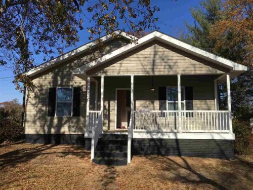 414 4th St, Inman, SC 29349-1777