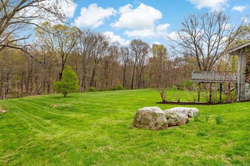 1209 Oenoke Rdg, New Canaan CT  06840-2613 exterior