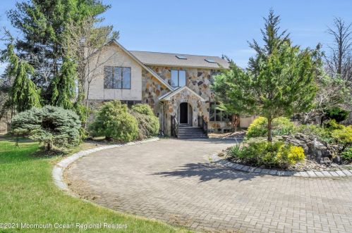 167 Georgia Rd, East Freehold, NJ 07728-8042