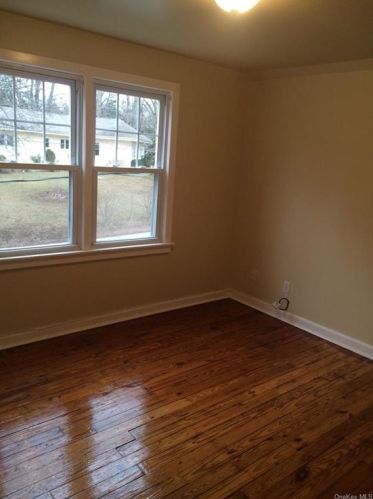 2 Plz Rd, New Hamburg NY  12590-3814 exterior
