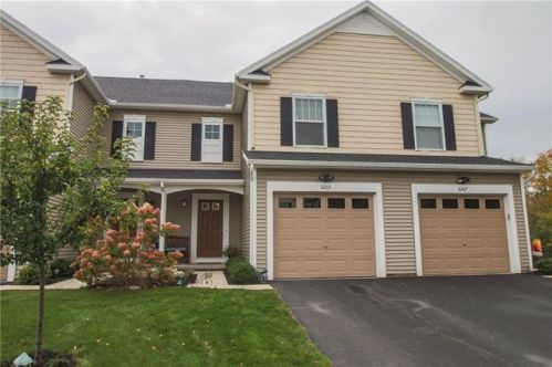 6265 Watercress Dr, Canandaigua, NY 14425-1164