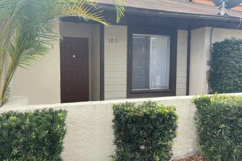 105 Sand Pine Cir, Sanford, FL 32773-5621