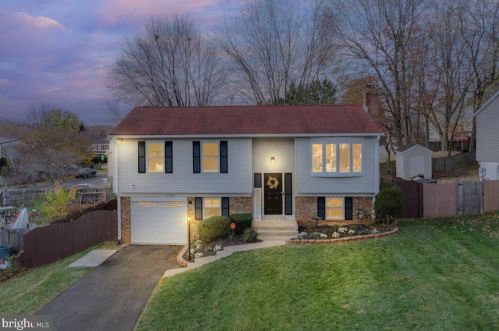 13566 Princedale Dr, Woodbridge, VA 22193-3774