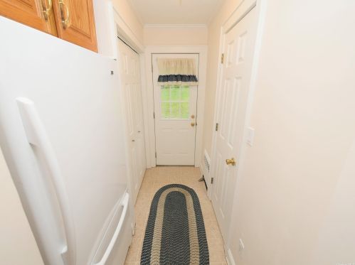 8 Old Rocky Point Rd, Miller Place NY  11764-2025 exterior