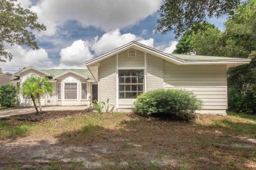 1598 Malaluka St, Deltona, FL 32725-7553