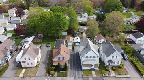 32 Winter St, Taunton MA  02780-1922 exterior