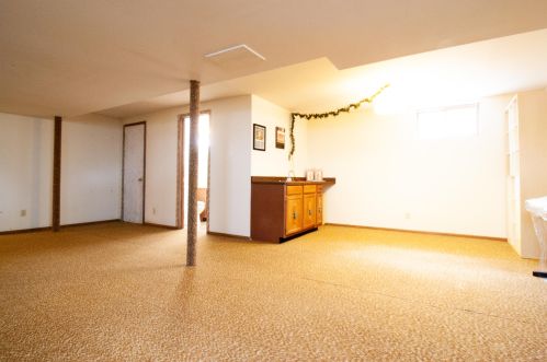 2470 77 St, Milwaukee WI 53219-2458 exterior